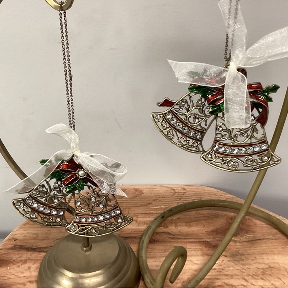 🟢 Beautiful pair of Pewter Crafted Christmas Bells w/ Holly Leaves & Jewels - Picture 5 of 12